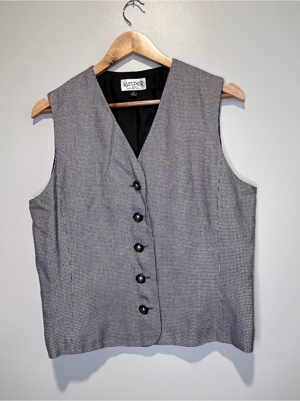 Kasper Black & White Houndstooth Button-Front Vest